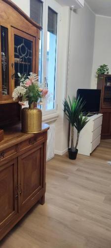 2 Bedroom Gem Near Milano Centrale Fast Wi Fi Kademy House Zimmer foto