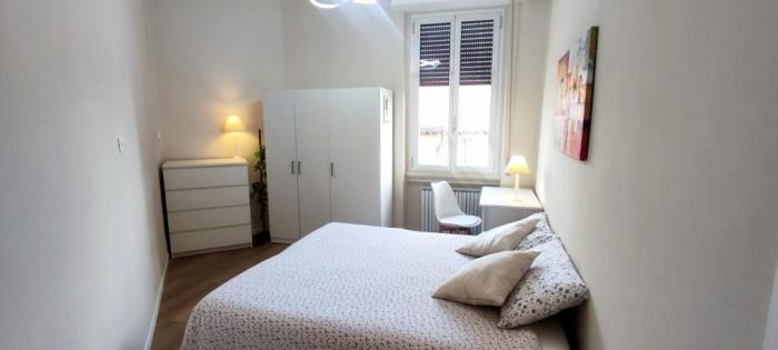 2 Bedroom Gem Near Milano Centrale Fast Wi Fi Kademy House Zimmer foto